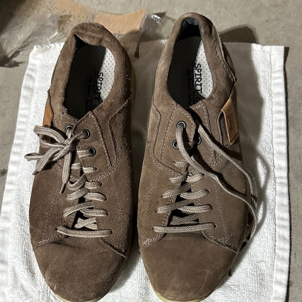 Josef Seibel Men's Brown Suede Sneakers